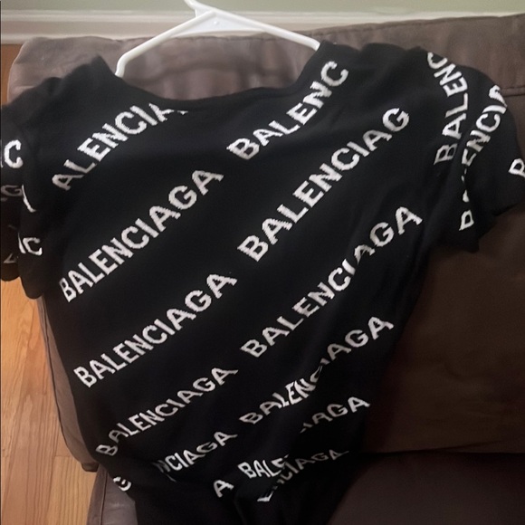 Balenciaga Monochrome Logo Short Sleeve Tee - Picture 3 of 4